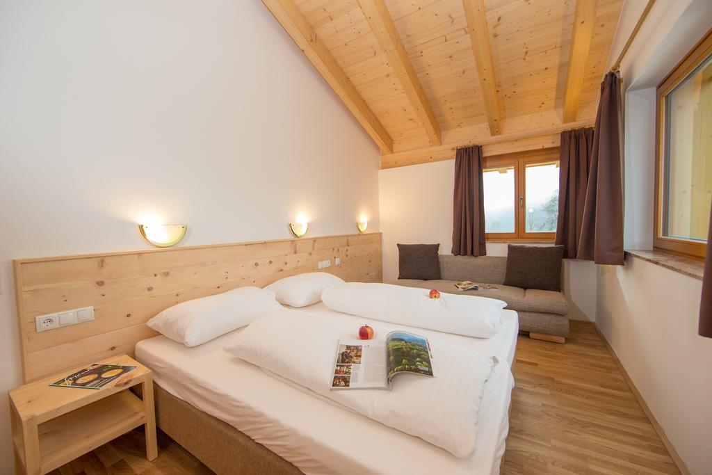 Villa Mandl mit Garten Sauna Pool Maishofen Zimmer foto